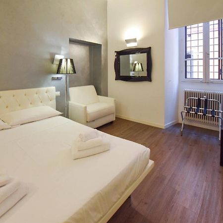 Navona Secret Stay Guest House Рим Екстериор снимка