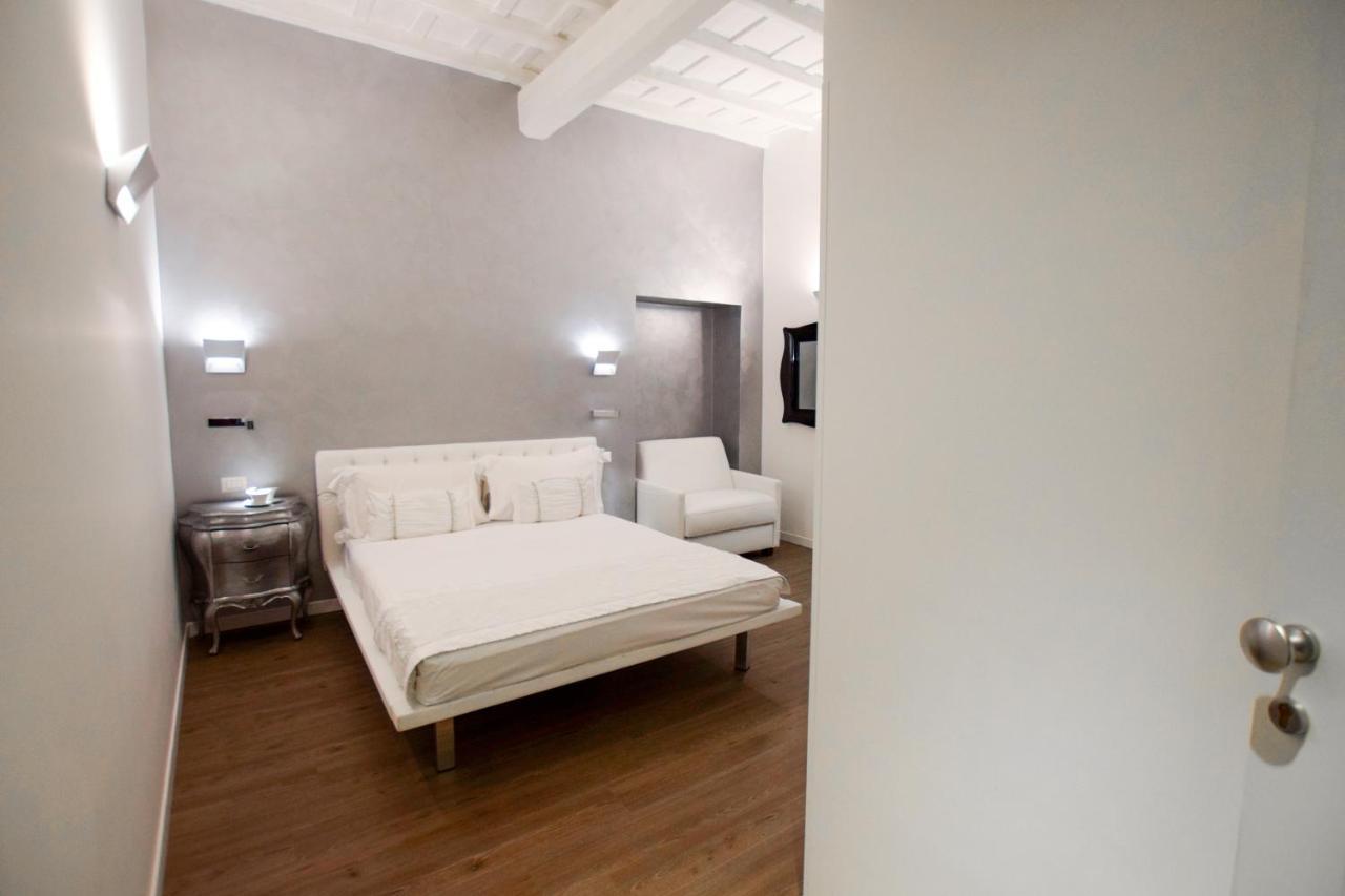 Navona Secret Stay Guest House Рим Екстериор снимка