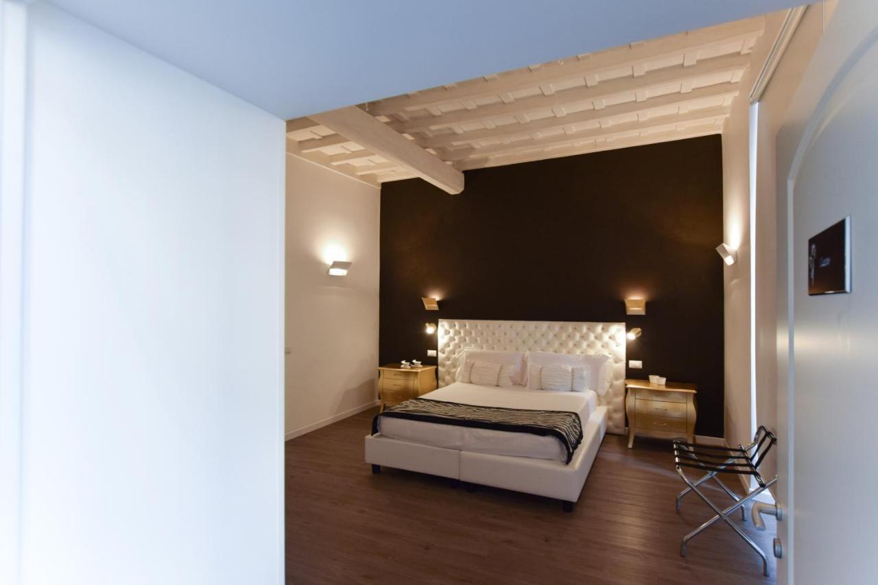 Navona Secret Stay Guest House Рим Екстериор снимка