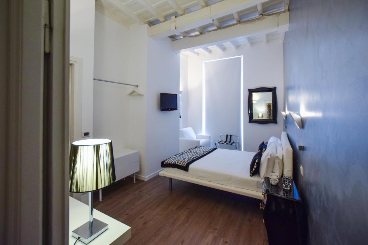 Navona Secret Stay Guest House Рим Екстериор снимка