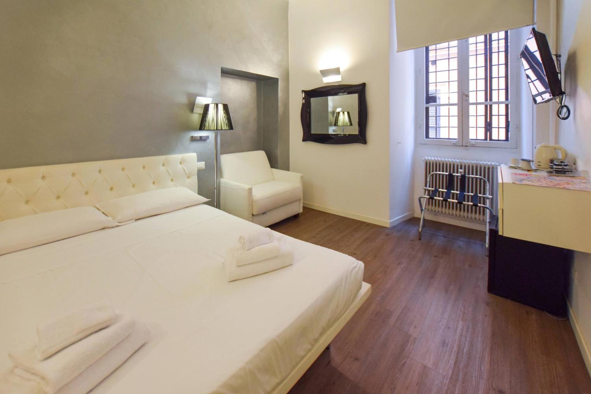 Navona Secret Stay Guest House Рим Екстериор снимка