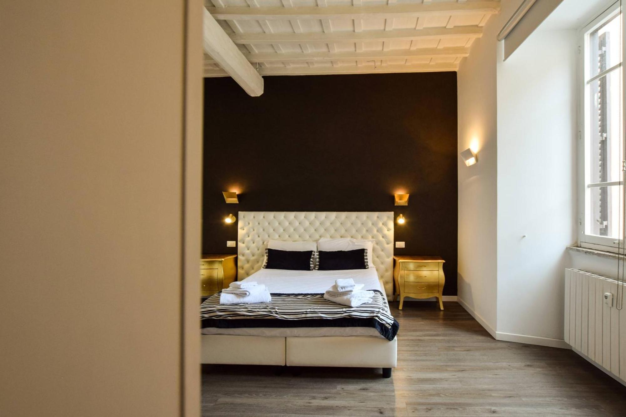Navona Secret Stay Guest House Рим Екстериор снимка