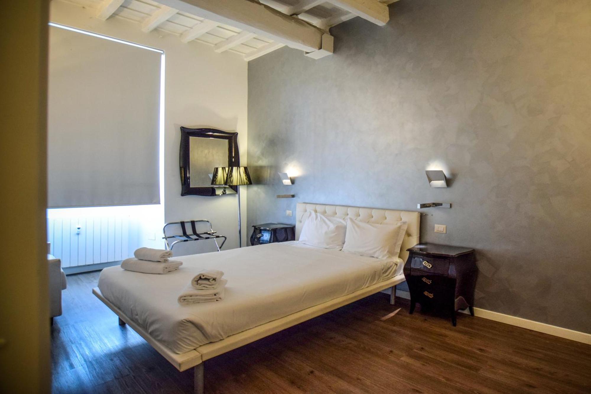 Navona Secret Stay Guest House Рим Екстериор снимка