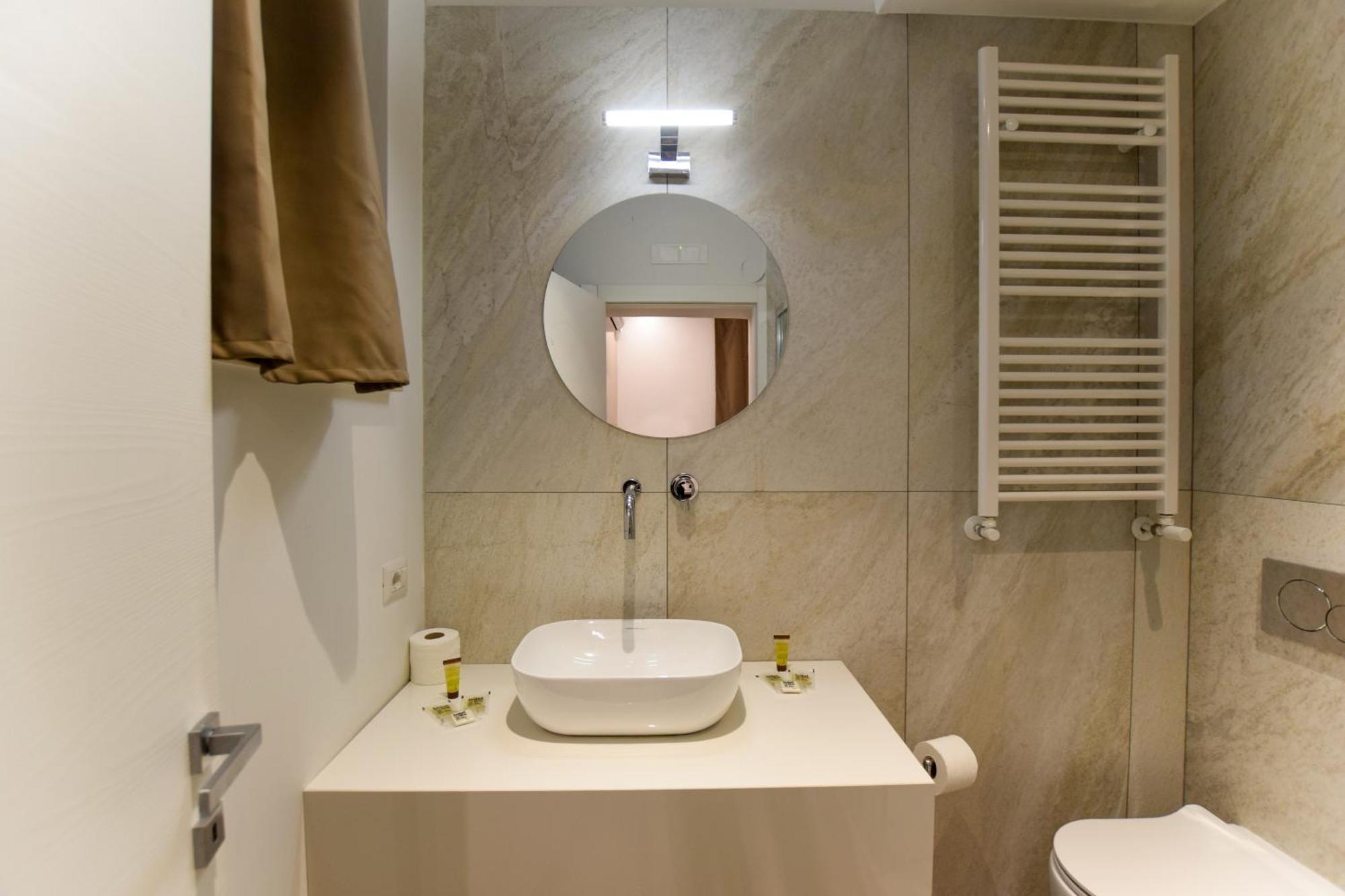 Navona Secret Stay Guest House Рим Екстериор снимка