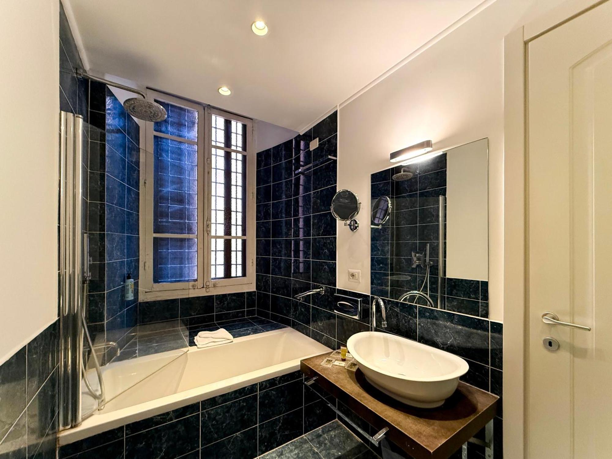 Navona Secret Stay Guest House Рим Екстериор снимка